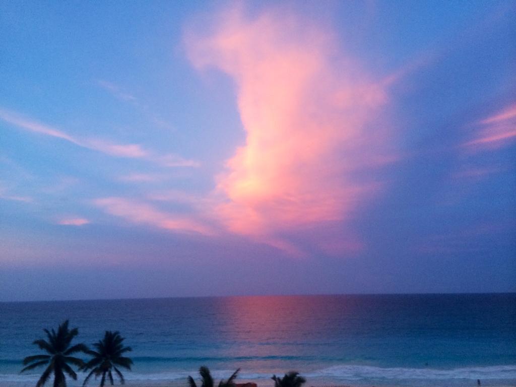 Cancun Beach Aparthotel Brisas Экстерьер фото