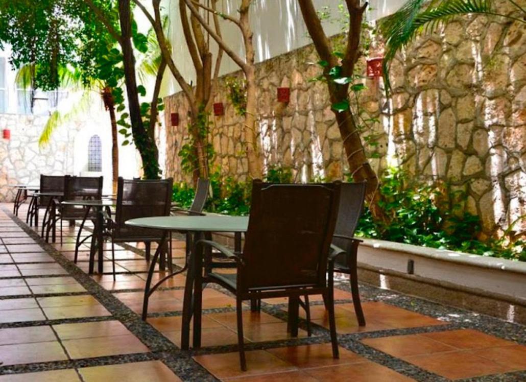 Cancun Beach Aparthotel Brisas Экстерьер фото