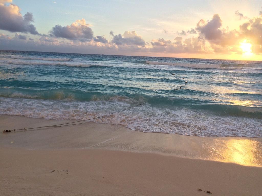 Cancun Beach Aparthotel Brisas Экстерьер фото